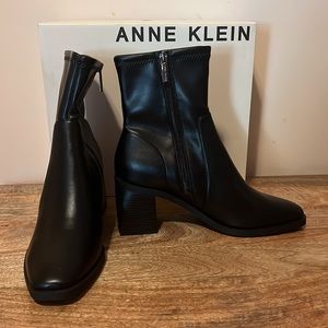 Anne Klein BRAND NEW size 9 US Annette black heeled Boots